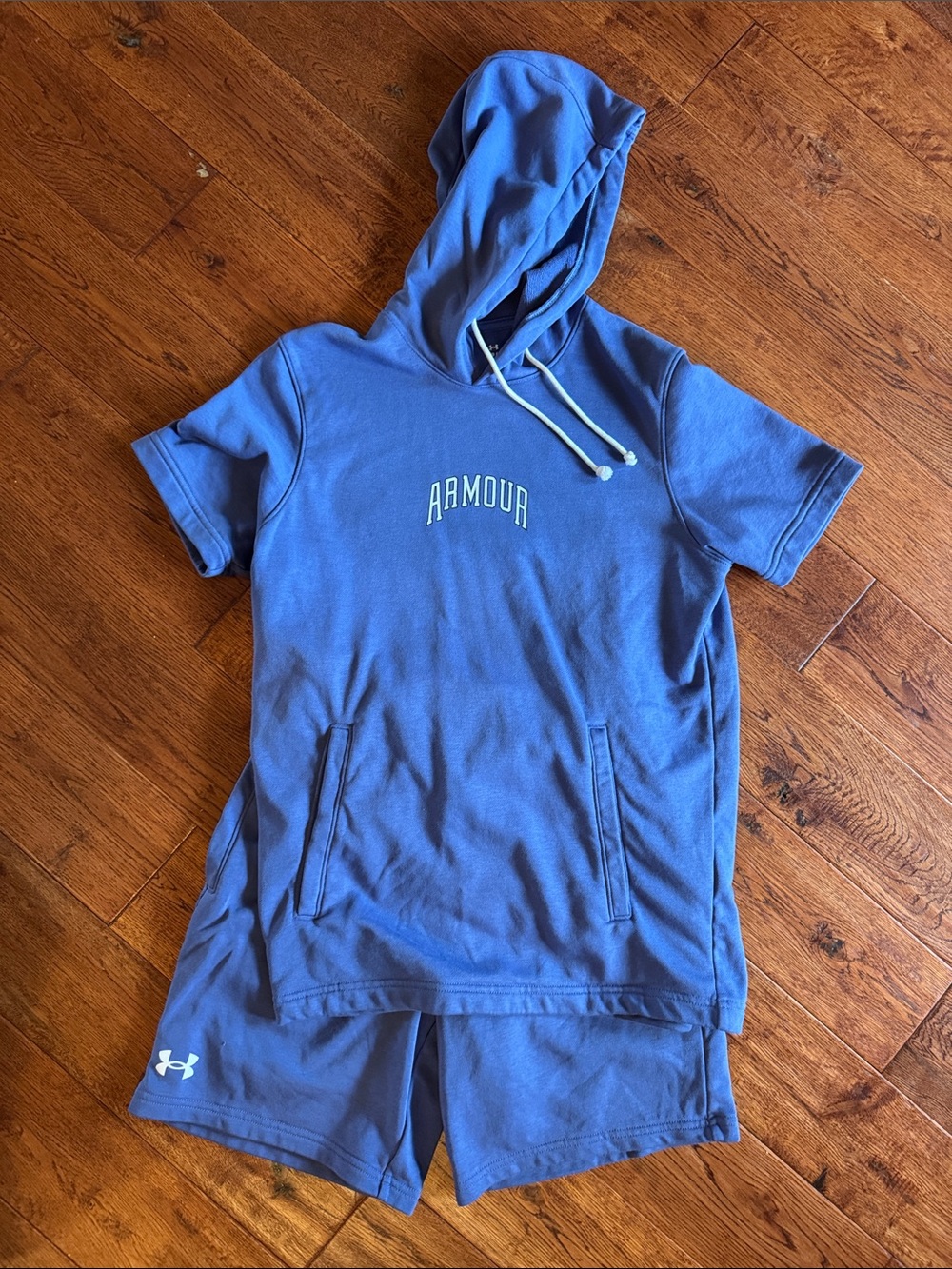 Men’s Under Armour Blue Short Sleeve Hoodie Top with Matching Shorts